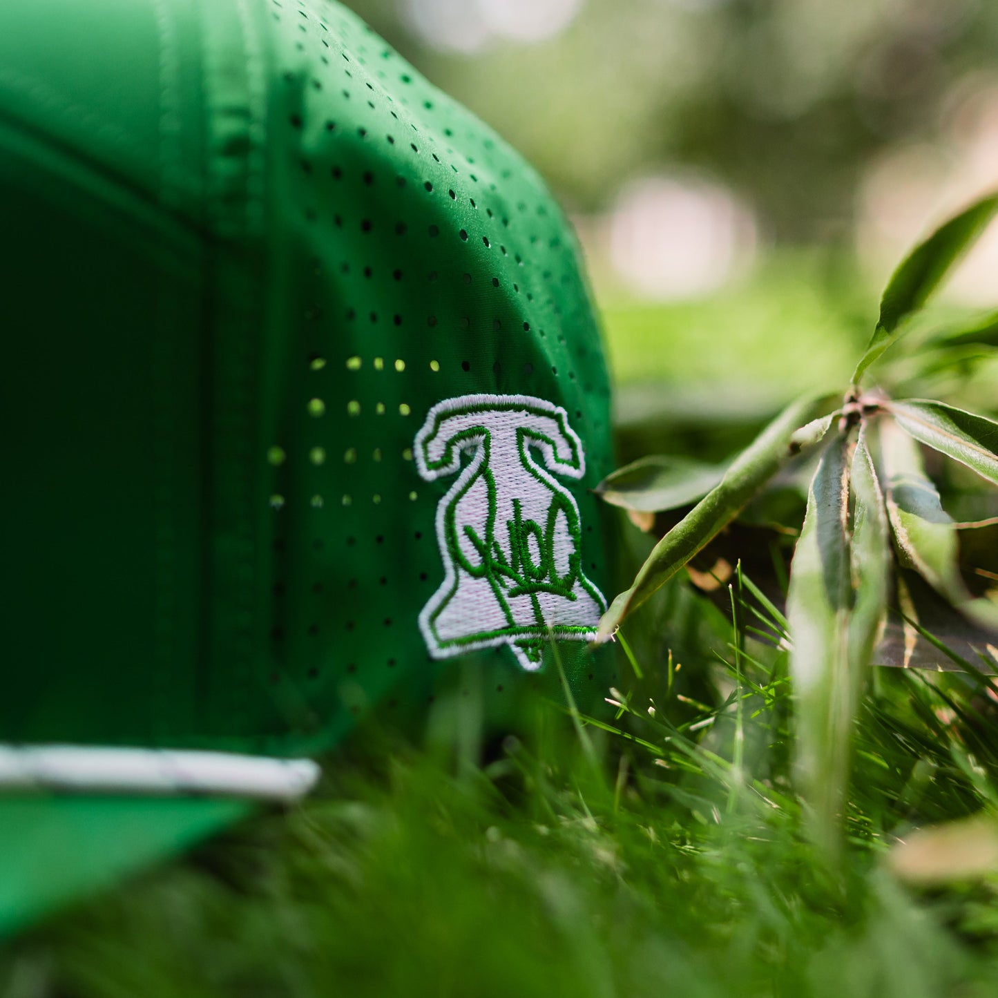Quick-Dry Philadelphia Franklin Snapback Hat - Kelly Green