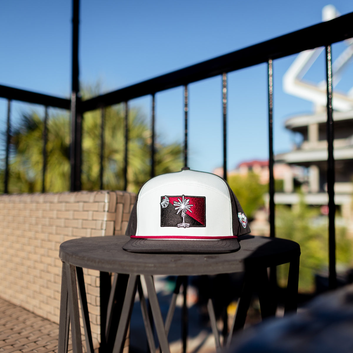 Quick-Dry Garnet State Flag Palmetto Snapback - Black/White
